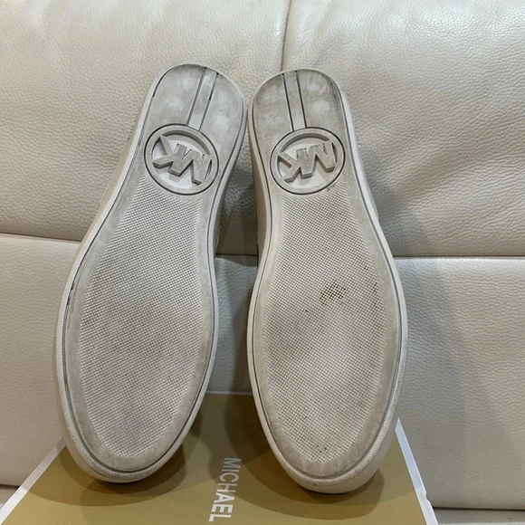 Michael Kors Poppy Leather and Logo Stripe Sneaker in Size 8.5 with Box - Picture 3 of 11